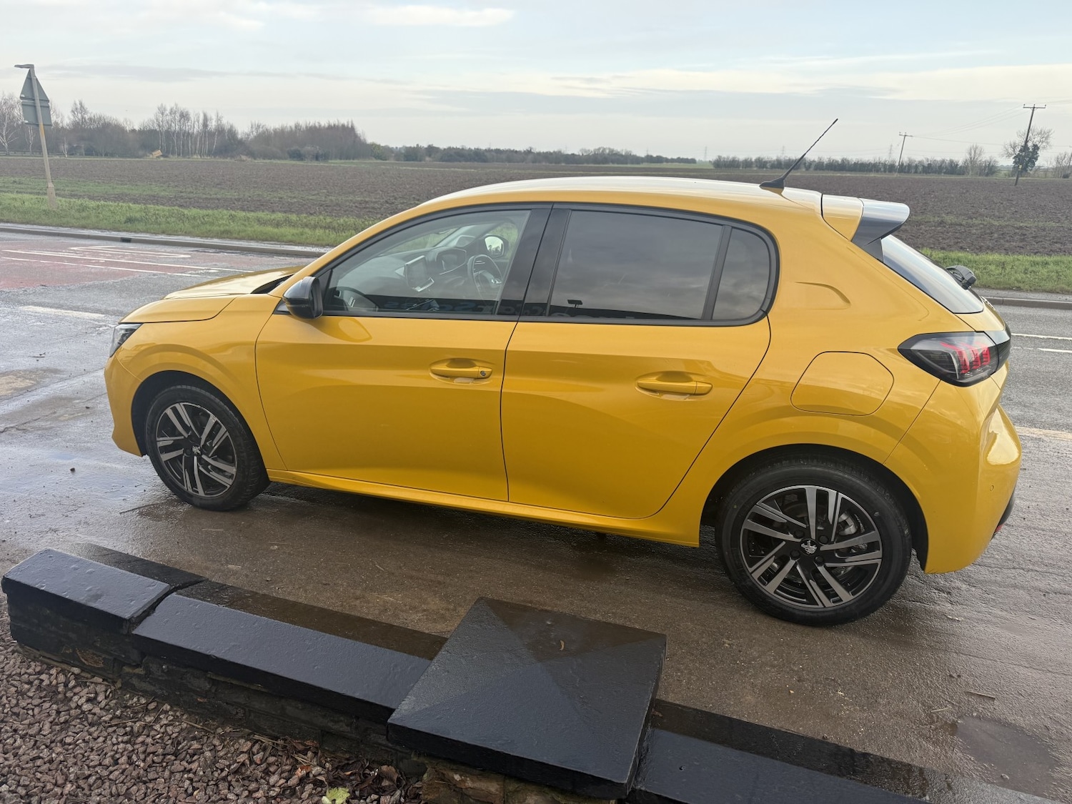 Used Peugeot 208 2022 for sale - 77296815: Photo 9