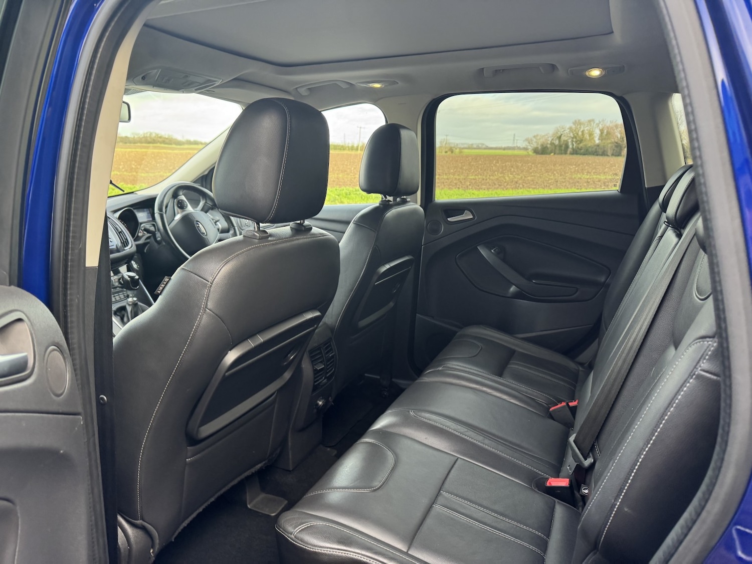 Used Ford Kuga 2015 for sale - 76848654: Photo 8