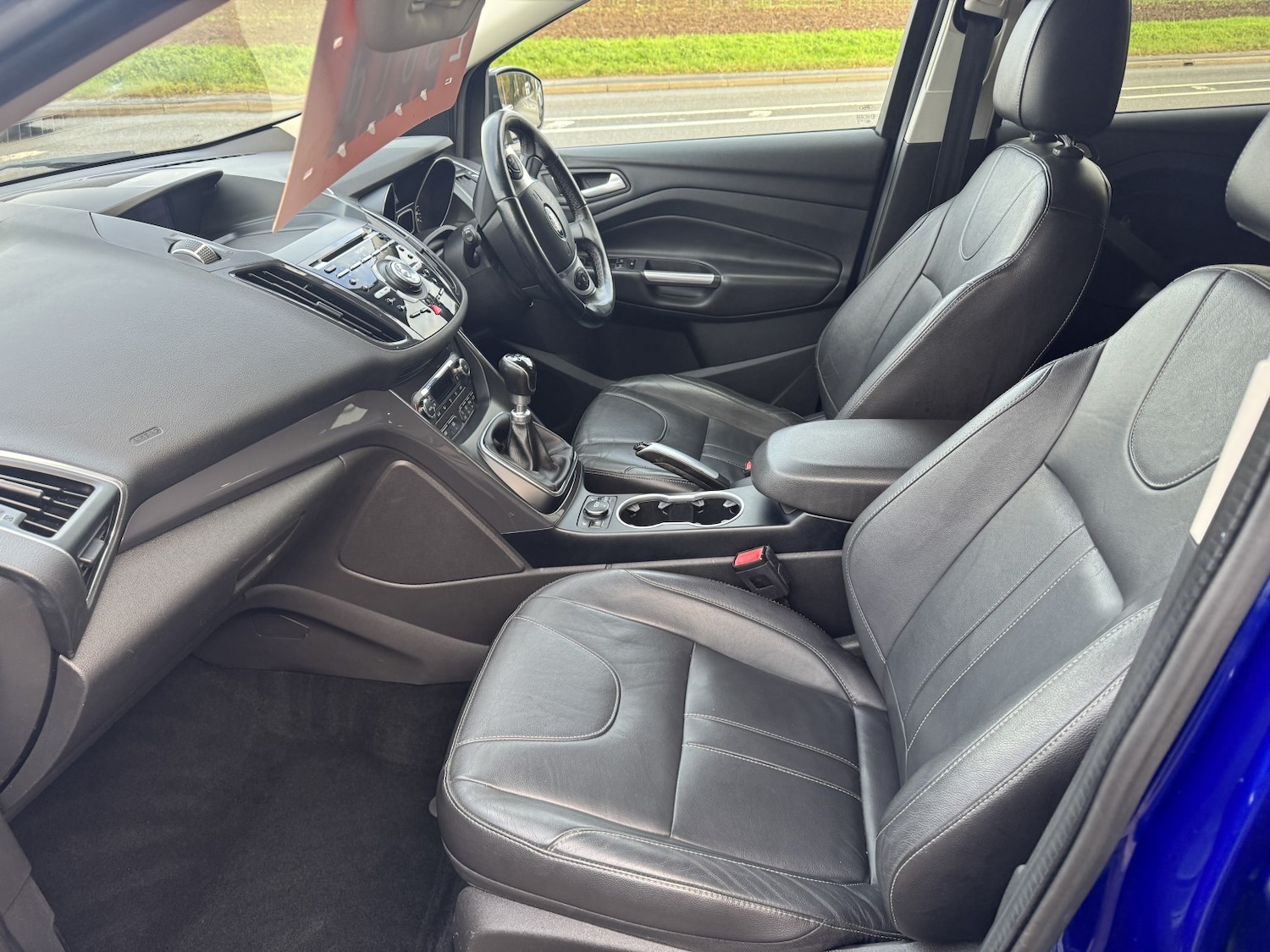 Used Ford Kuga 2015 for sale - 76848654: Photo 9