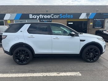 Used Land Rover Discovery Sport 2018 for sale - 79105005: Photo