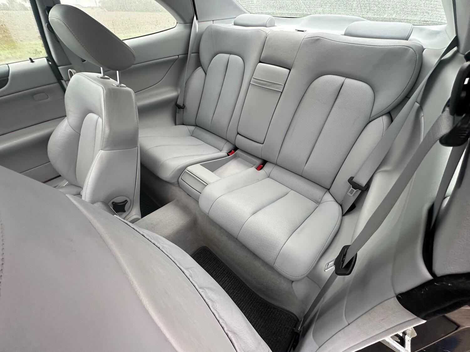 Used Mercedes-Benz CLK 1999 for sale - 76070426: Photo 16