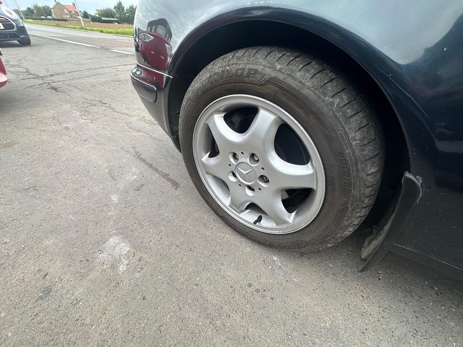 Used Mercedes-Benz CLK 1999 for sale - 76070426: Photo 19