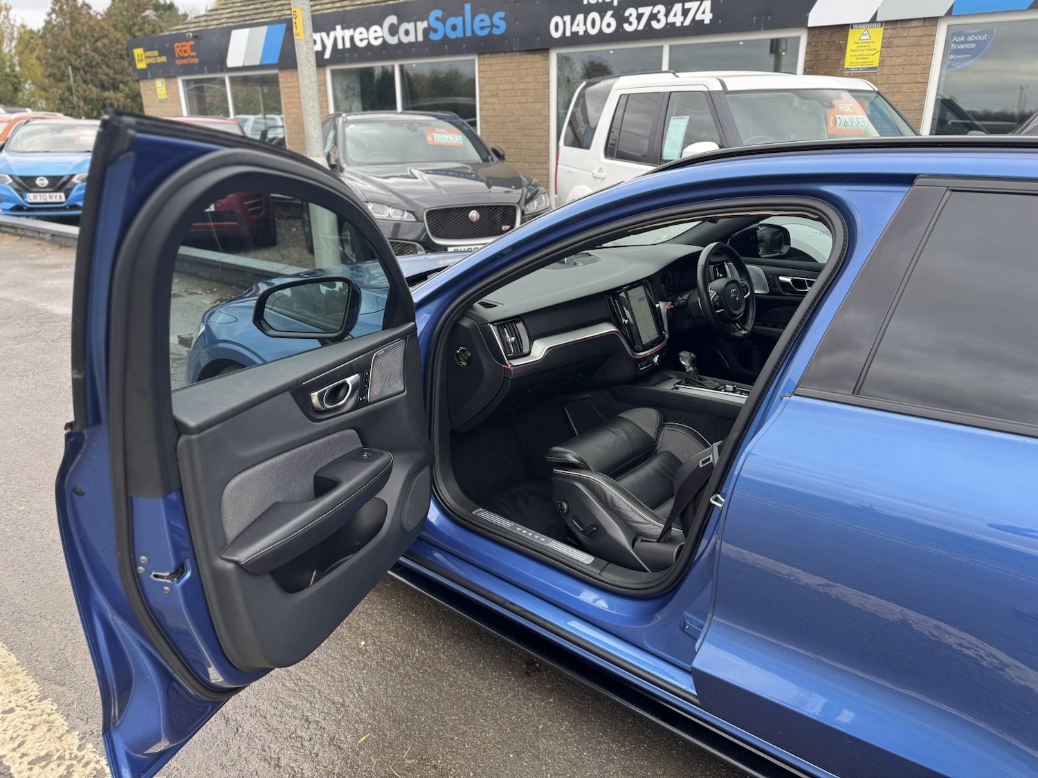 Used Volvo V60 2019 for sale - 76391449: Photo 10