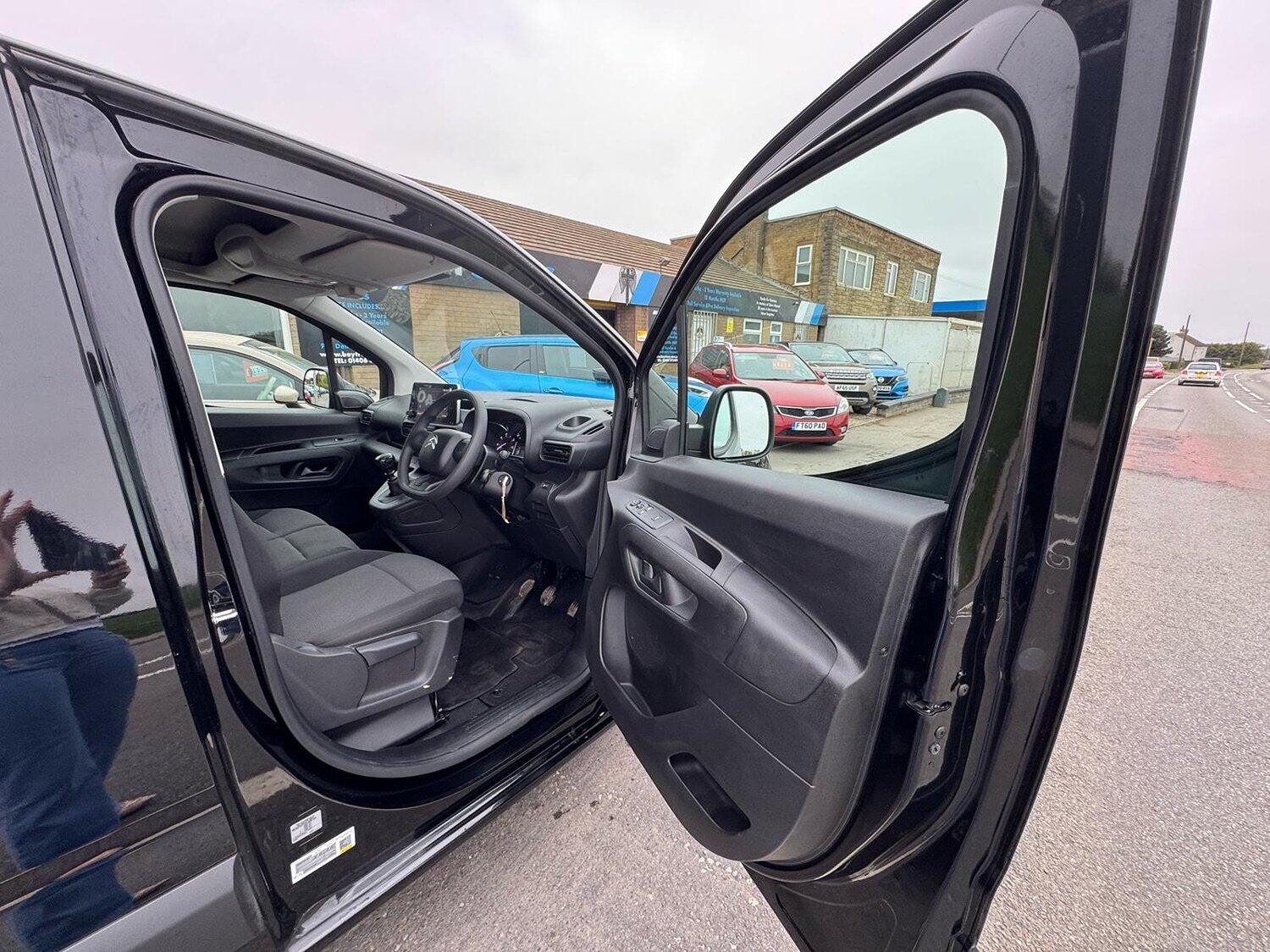 Used Citroen Berlingo 2024 for sale - 76793214: Photo 32