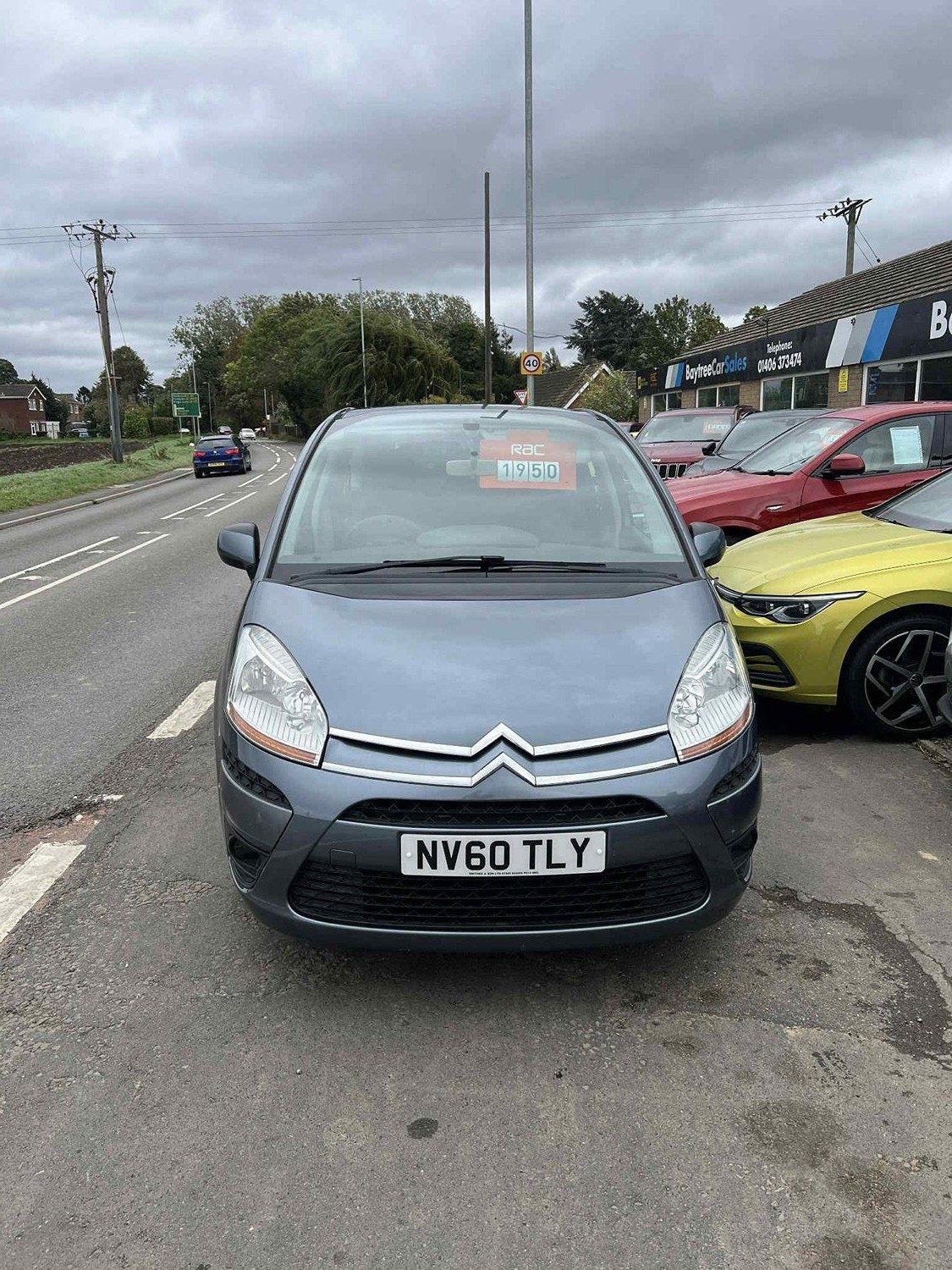 Used Citroen C4 Picasso 2011 for sale - 76174037: Photo 2