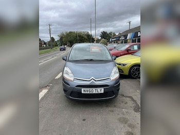 Used Citroen C4 Picasso 2011 for sale - 76174037: Photo 2