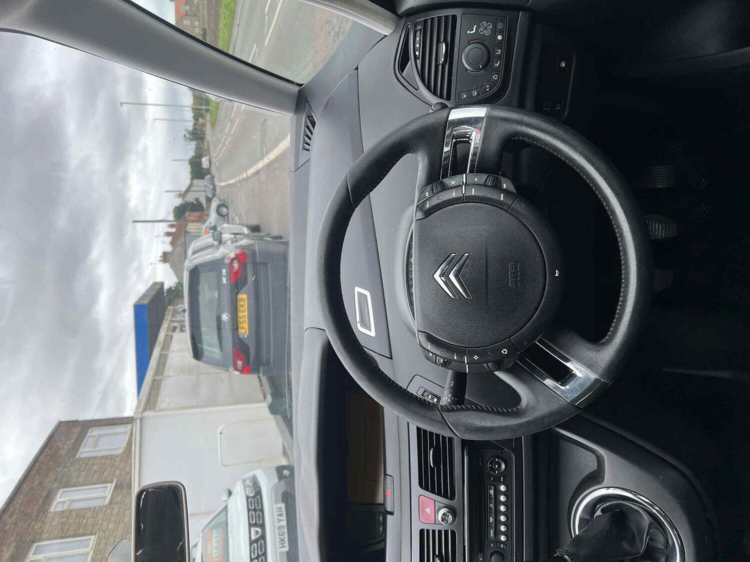 Used Citroen C4 Picasso 2011 for sale - 76174037: Photo 8