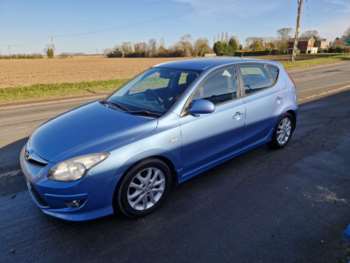 Used Hyundai i30 2011 for sale - 65989647: Photo