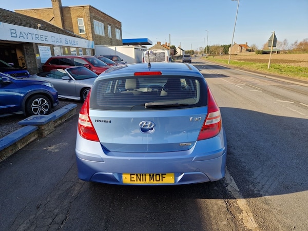 Used Hyundai i30 2011 for sale - 65989647: Photo 5