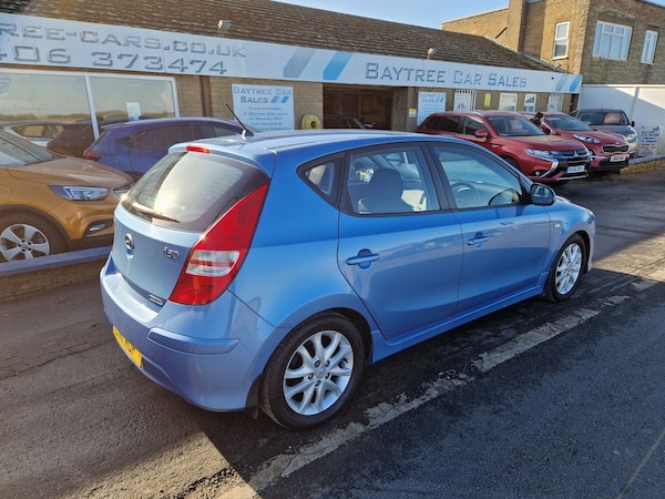 Used Hyundai i30 2011 for sale - 65989647: Photo 6