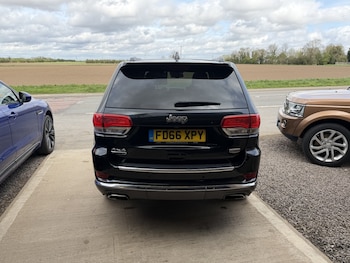 Used Jeep Grand Cherokee 2016 for sale - 78134952: Photo