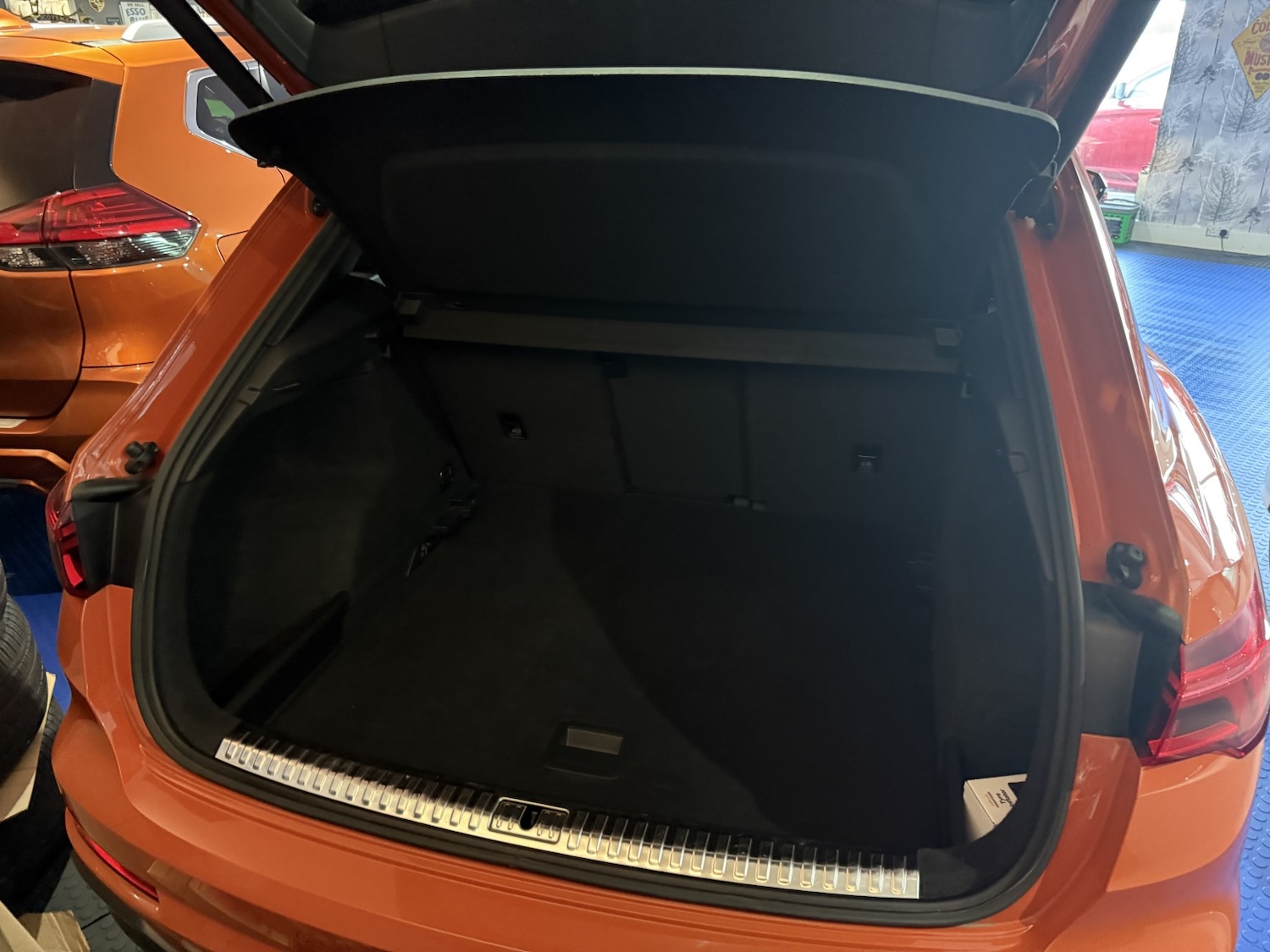 Used Audi Q3 2019 for sale - 72687564: Photo 33