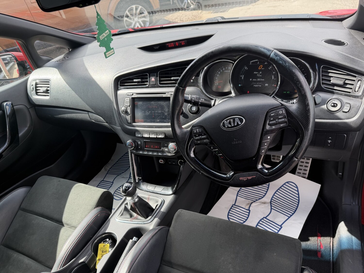 Used Kia Ceed 2015 for sale - 78112067: Photo 19