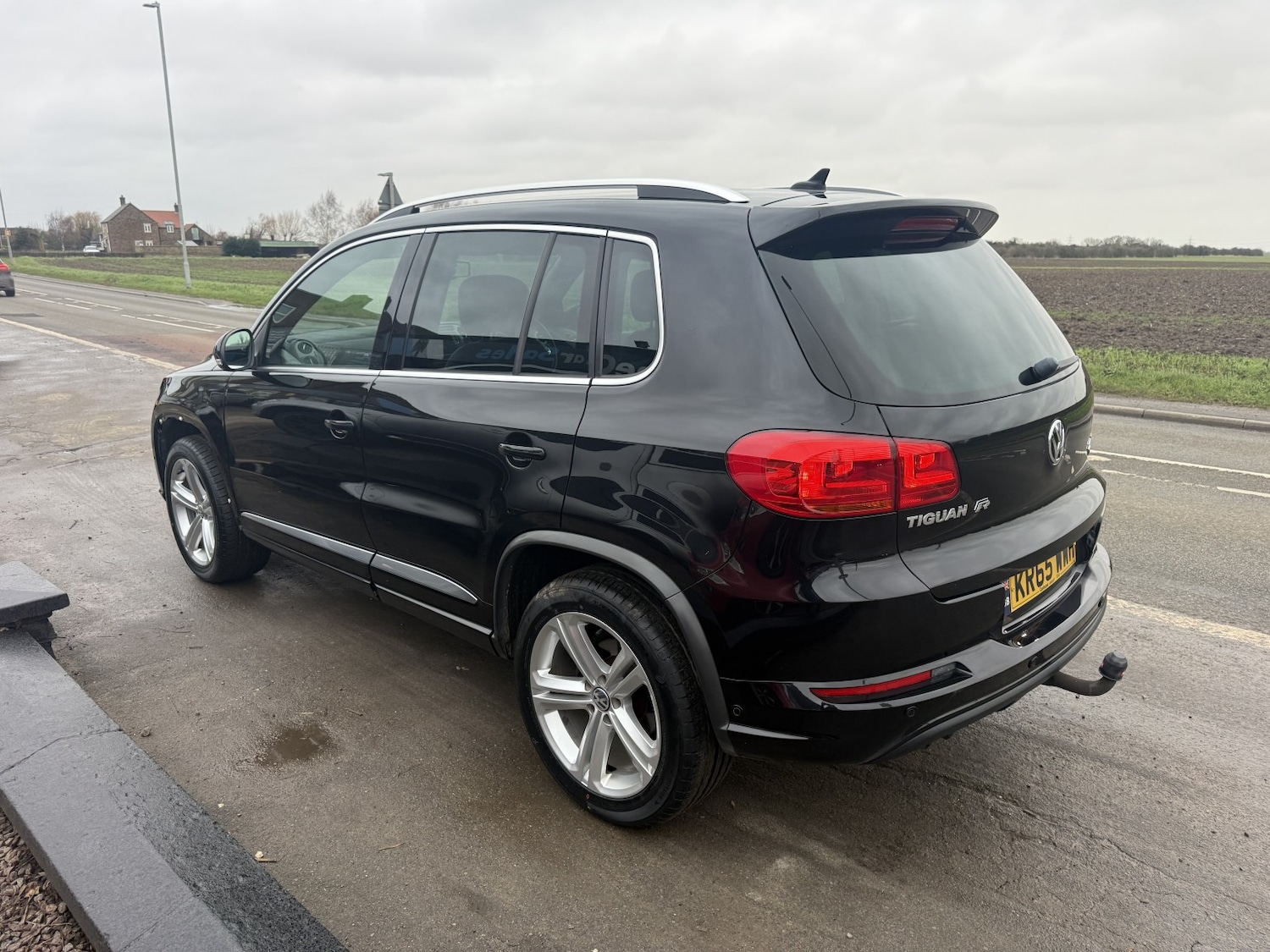 Used Volkswagen Tiguan 2016 for sale - 77303674: Photo 8