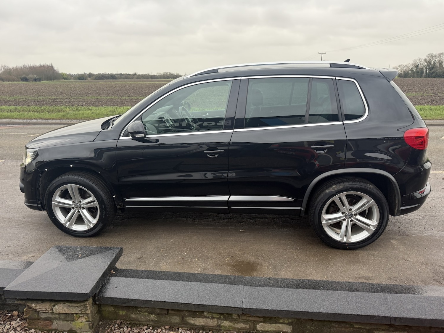 Used Volkswagen Tiguan 2016 for sale - 77303674: Photo 9