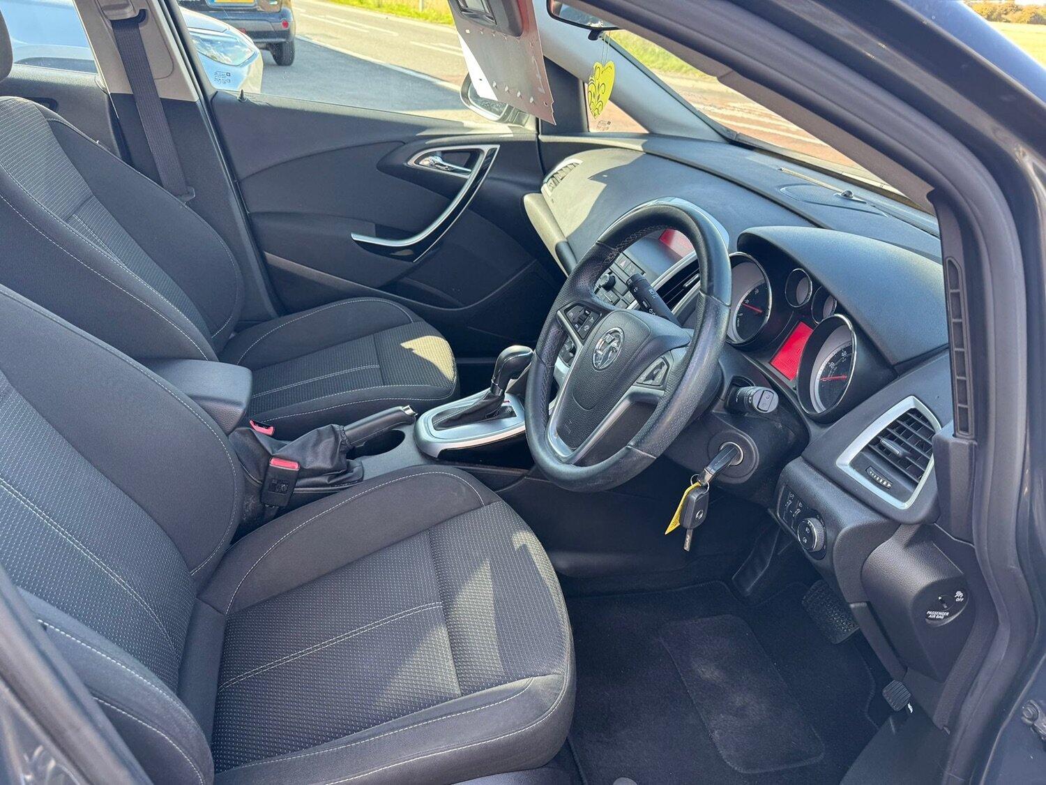 Used Vauxhall Astra 2013 for sale - 75904299: Photo 12