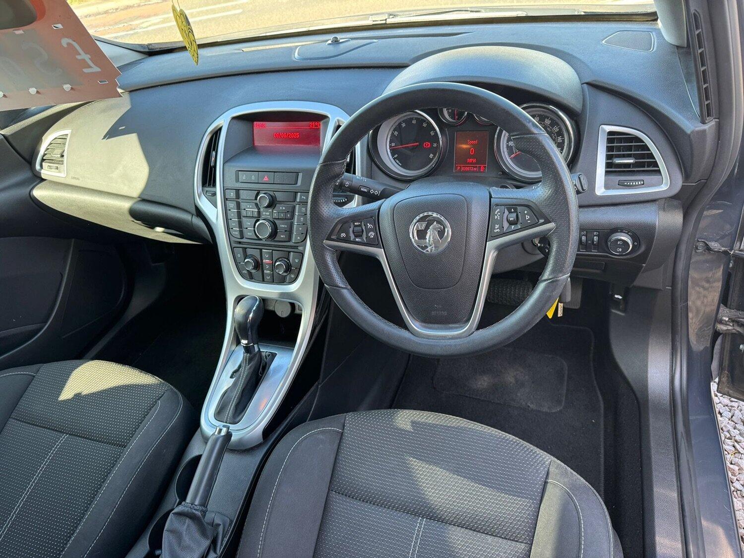 Used Vauxhall Astra 2013 for sale - 75904299: Photo 13