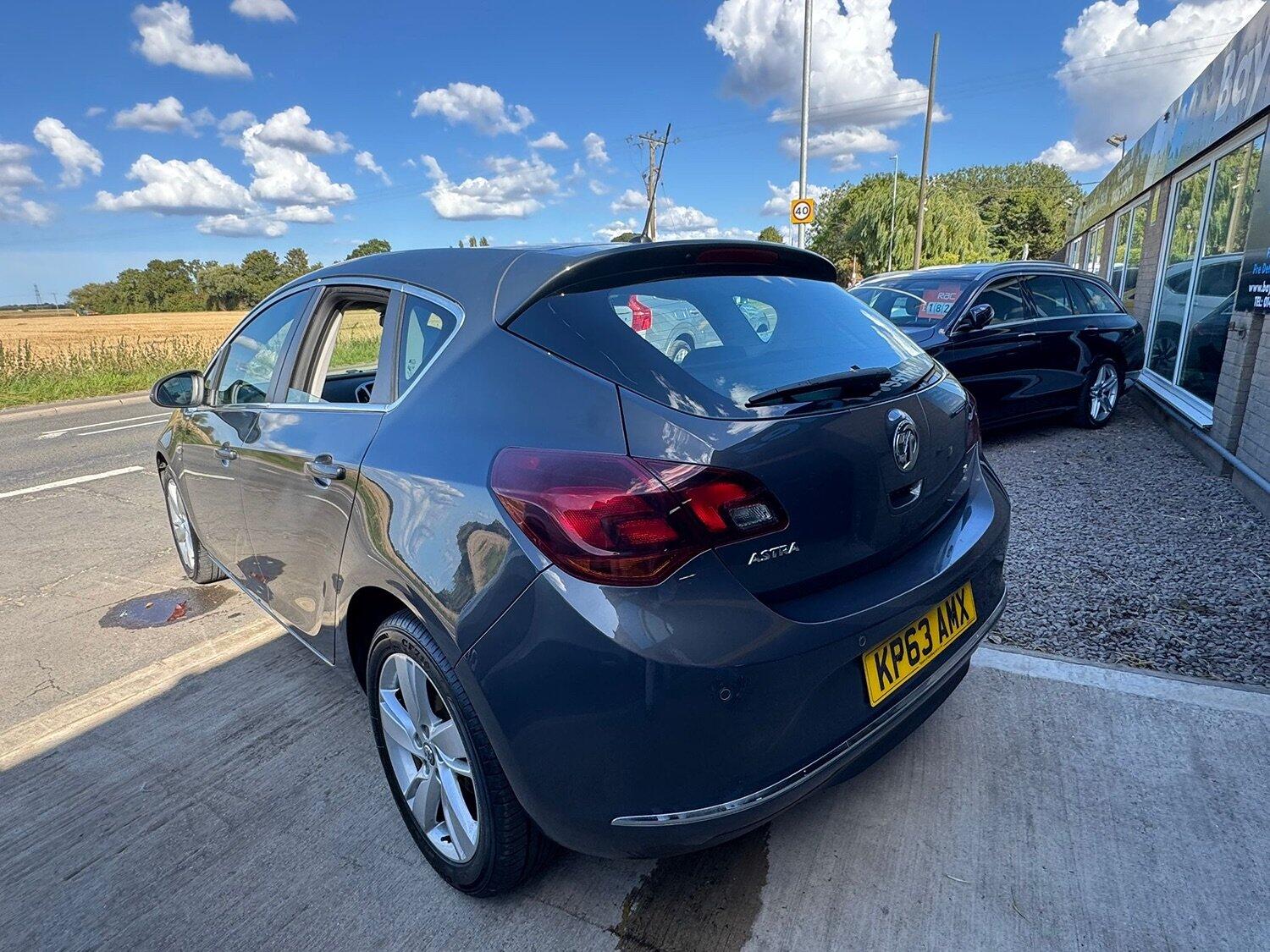 Used Vauxhall Astra 2013 for sale - 75904299: Photo 17