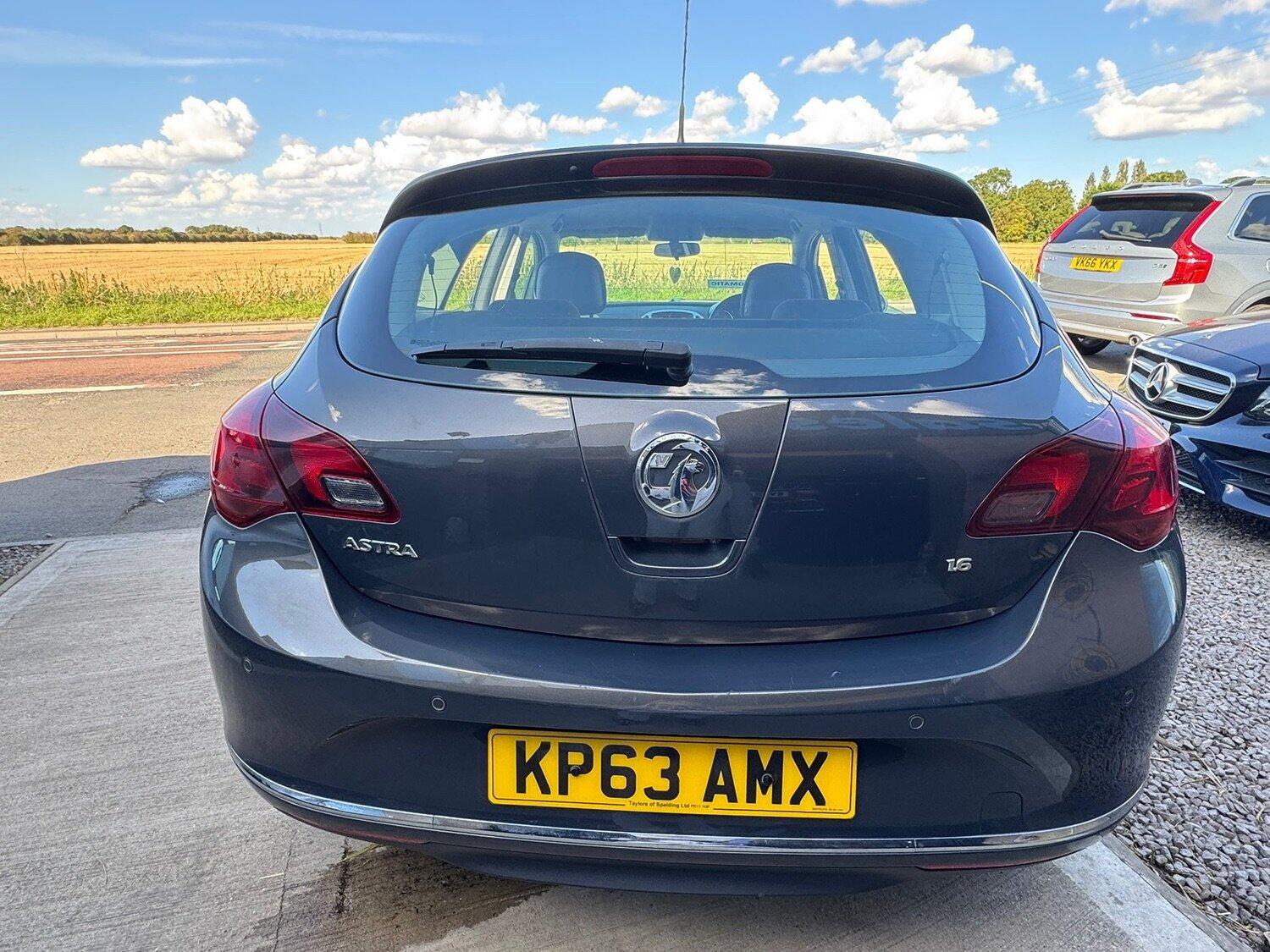 Used Vauxhall Astra 2013 for sale - 75904299: Photo 19
