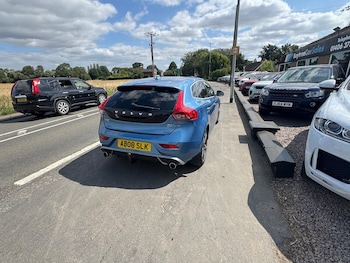 Used Volvo V40 2016 for sale - 75539038: Photo