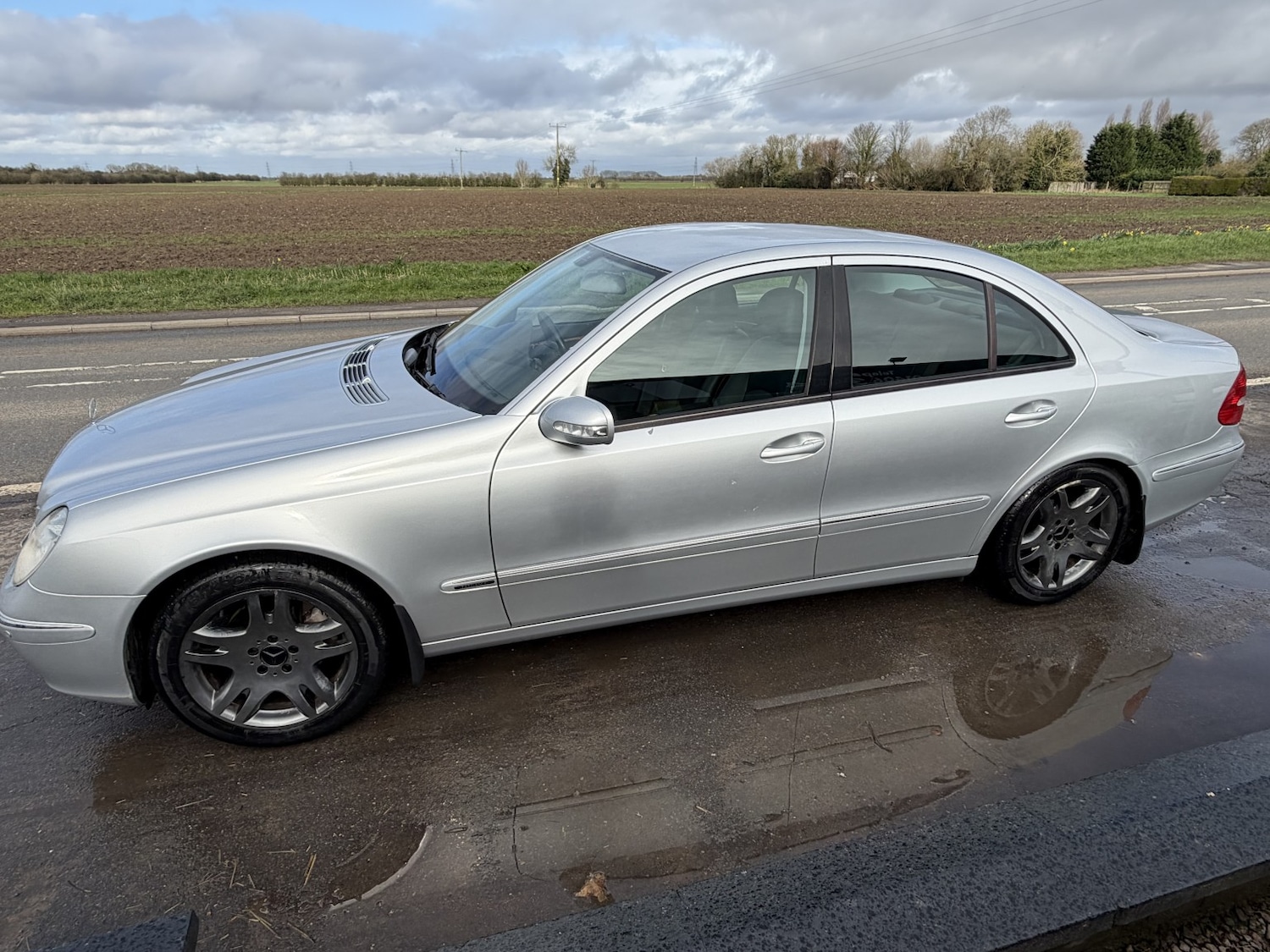 Used Mercedes-Benz E Class 2005 for sale - 77707134: Photo 10