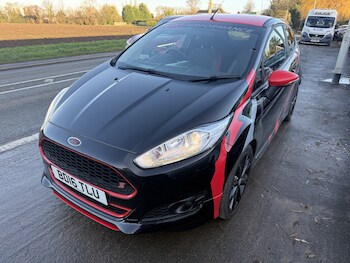 Used Ford Fiesta 2016 for sale - 77008091: Photo