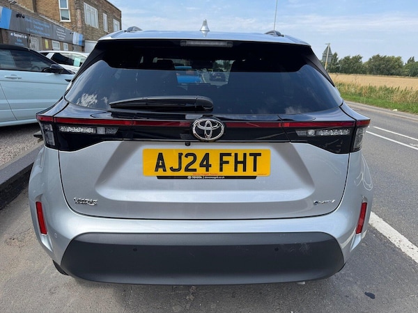 Used Toyota Yaris Cross 2024 for sale - 75550326: Photo 12
