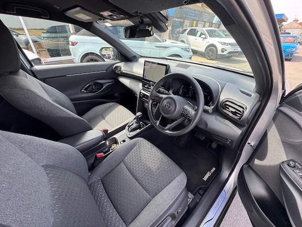 Used Toyota Yaris Cross 2024 for sale - 75550326: Photo 20