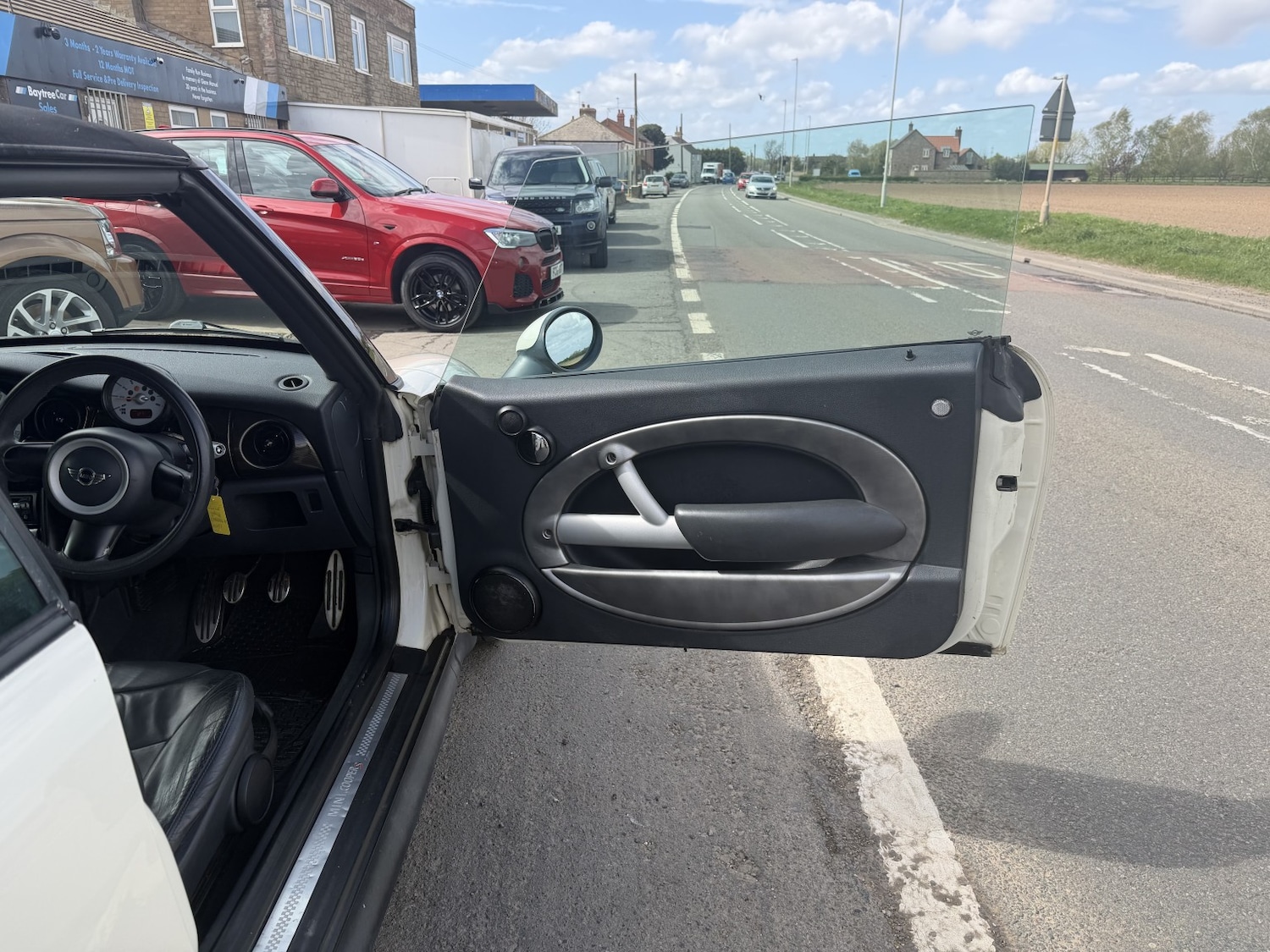 Used MINI Convertible 2008 for sale - 78213489: Photo 3