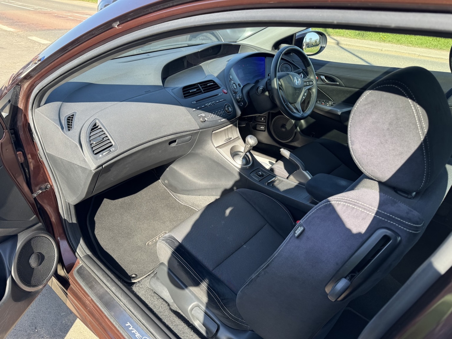 Used Honda Civic 2012 for sale - 77938122: Photo 11