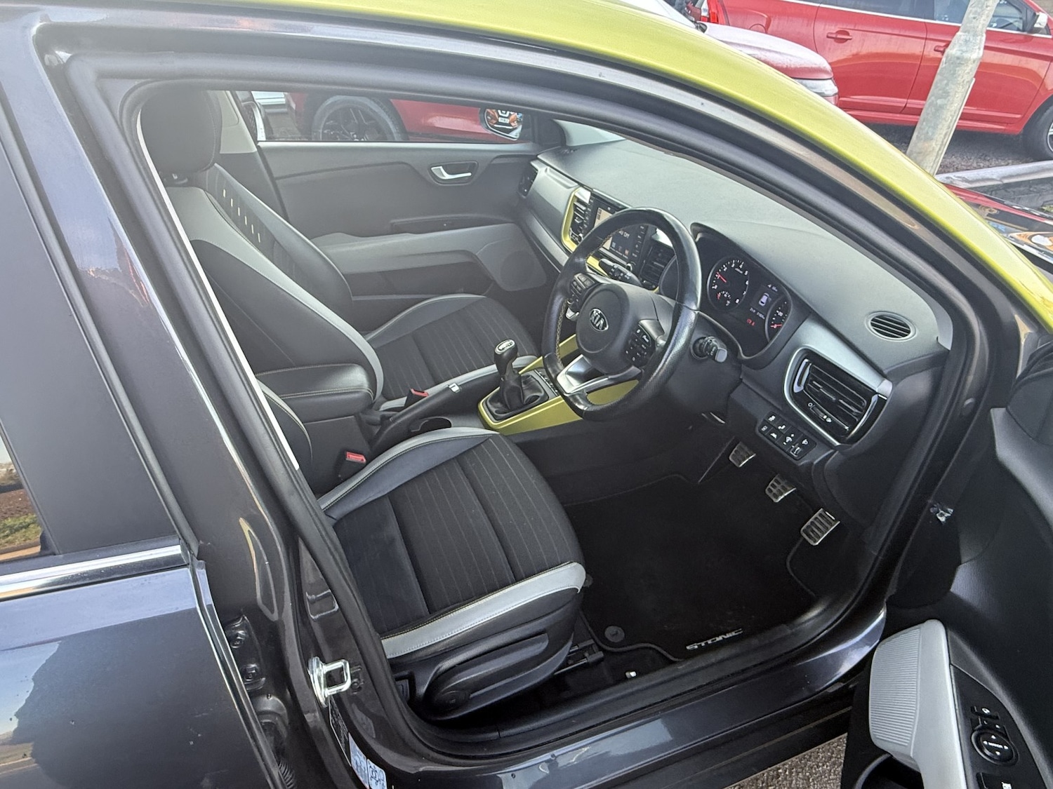 Used Kia Stonic 2018 for sale - 77464993: Photo 10