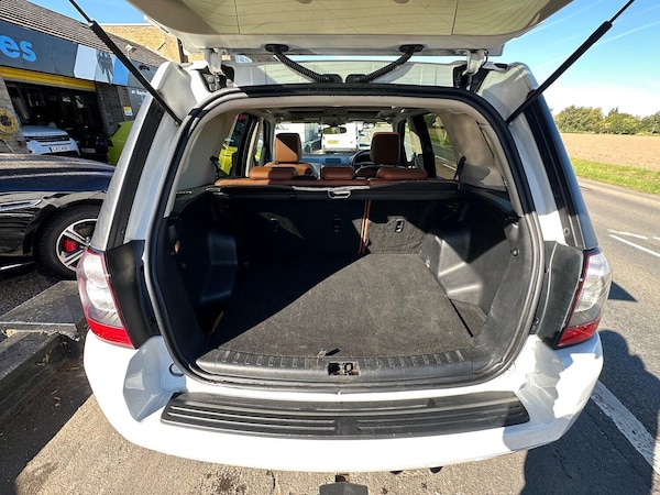 Used Land Rover Freelander 2 2011 for sale - 76093671: Photo 18