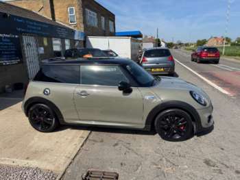 Used MINI Hatch 2019 for sale - 74594236: Photo