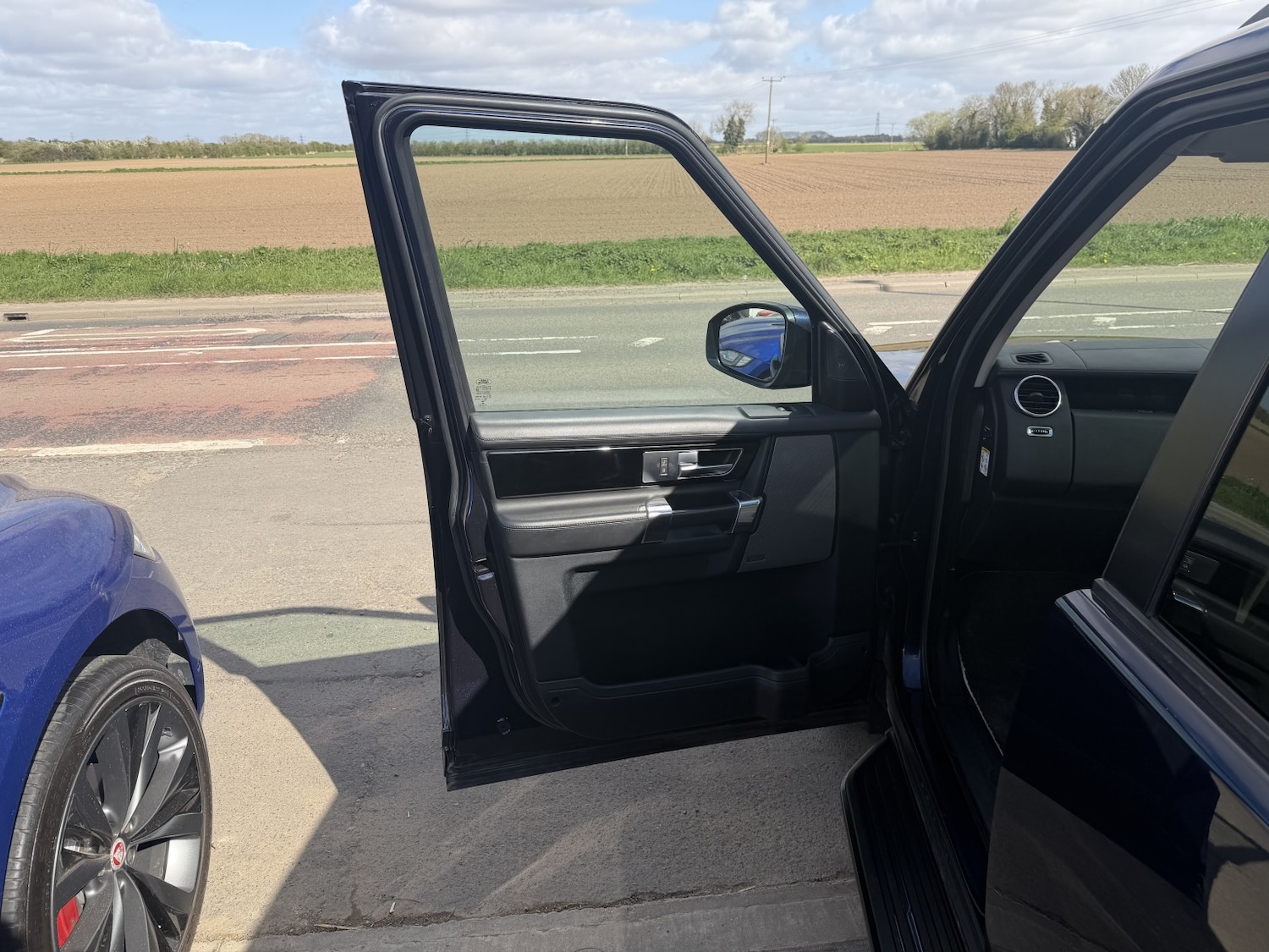 Used Land Rover Discovery 4 2014 for sale - 78112165: Photo 4