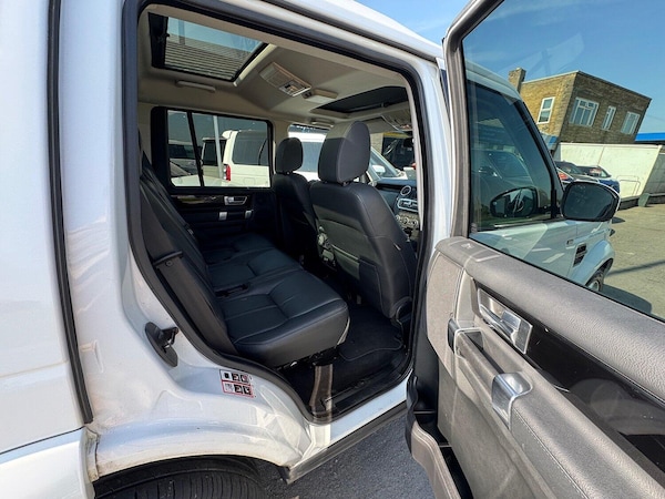 Used Land Rover Discovery 4 2015 for sale - 74518737: Photo 11