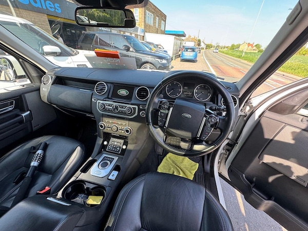 Used Land Rover Discovery 4 2015 for sale - 74518737: Photo 12