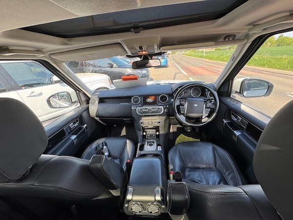 Used Land Rover Discovery 4 2015 for sale - 74518737: Photo 16