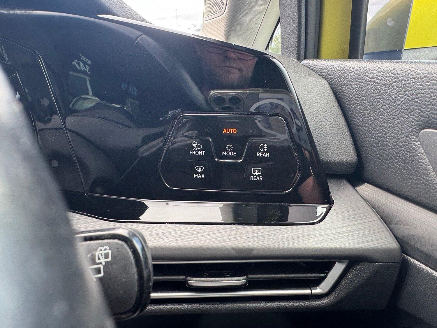 Used Volkswagen Golf 2022 for sale - 75948223: Photo 17