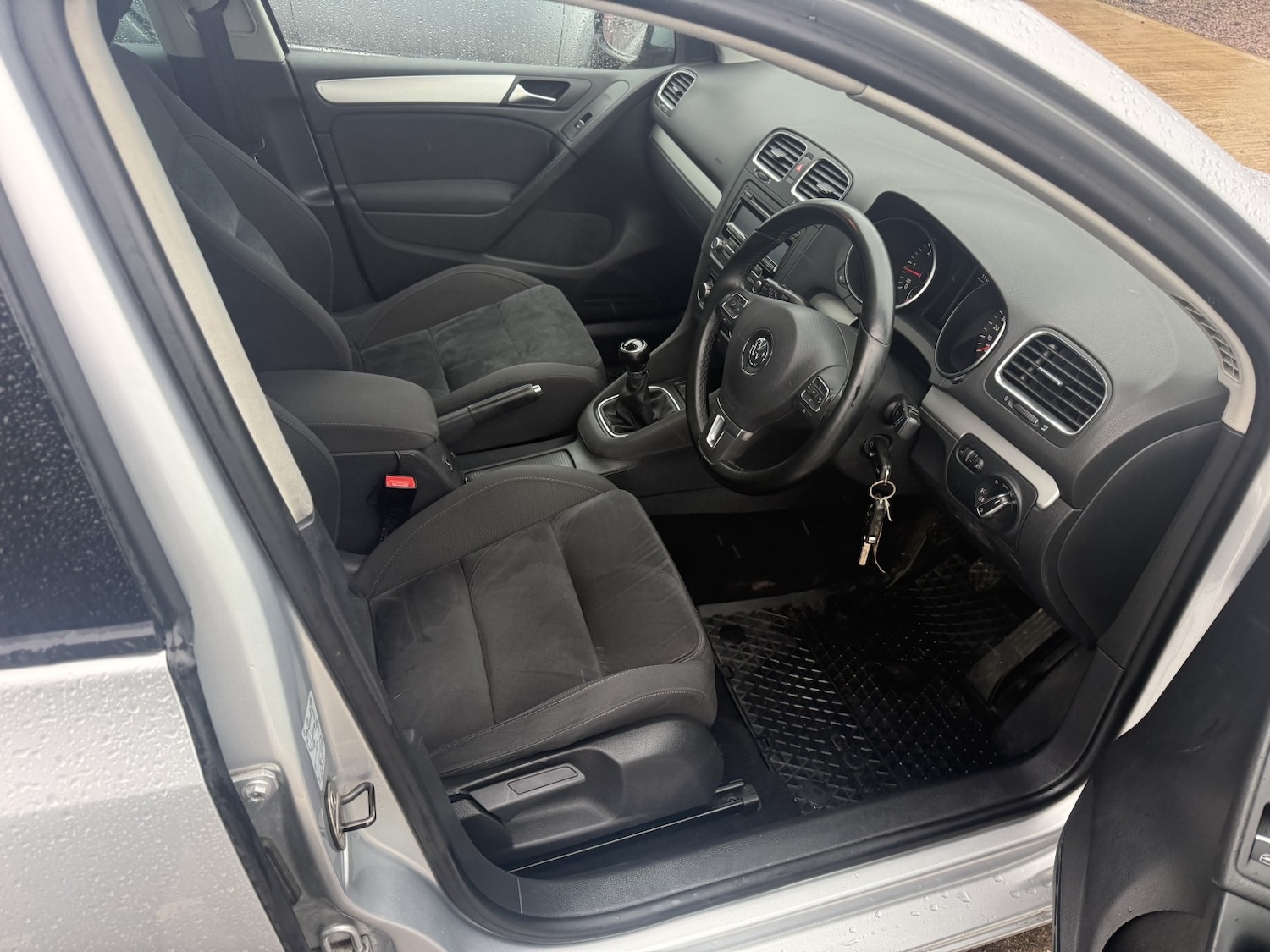 Used Volkswagen Golf 2010 for sale - 77289220: Photo 13