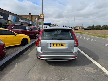 Used Volvo V50 2011 for sale - 76019555: Photo