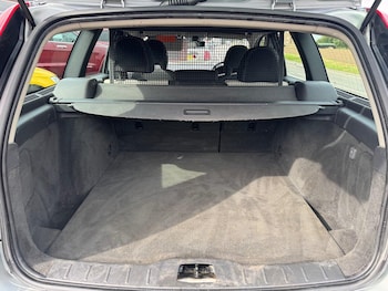 Used Volvo V50 2011 for sale - 76019555: Photo