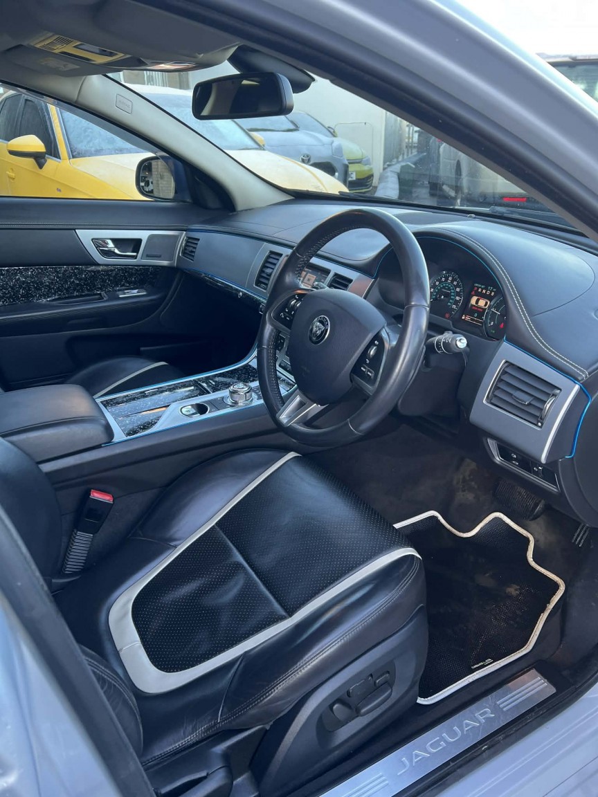 Used Jaguar XF 2015 for sale - 76649808: Photo 11