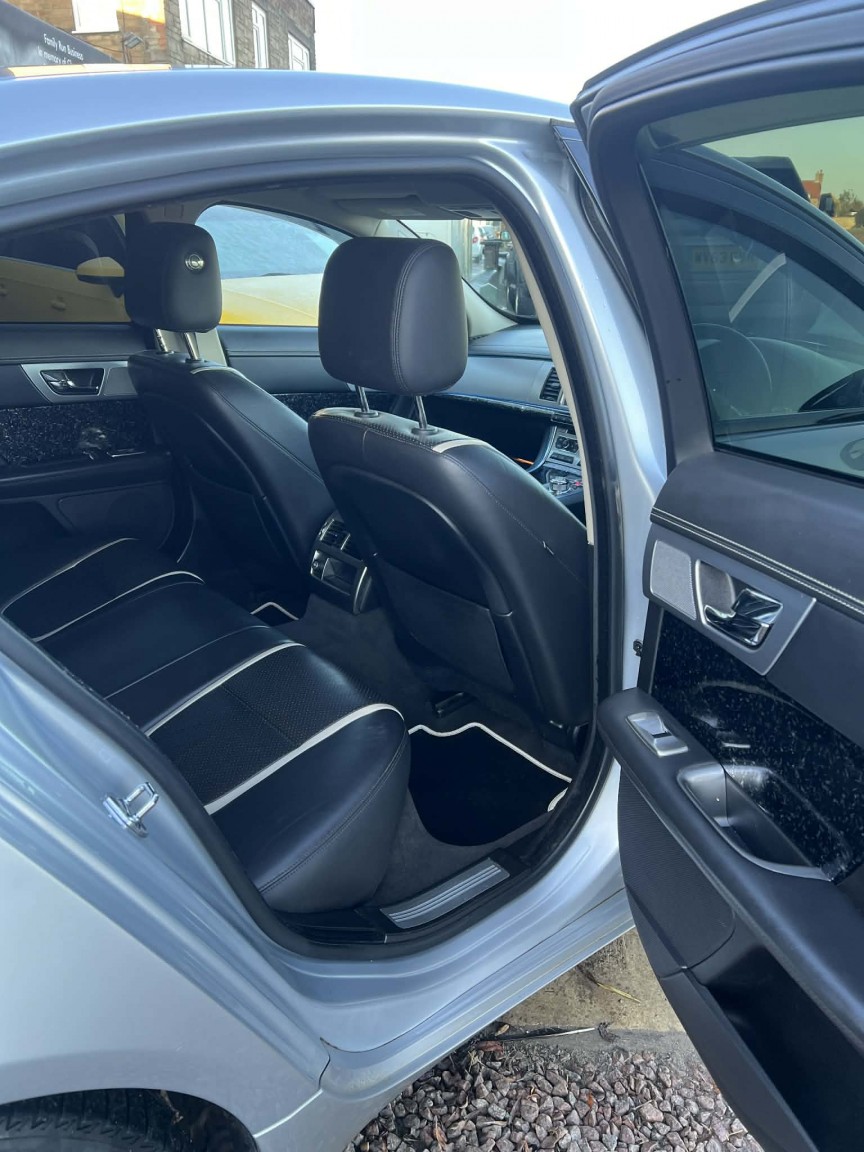 Used Jaguar XF 2015 for sale - 76649808: Photo 13