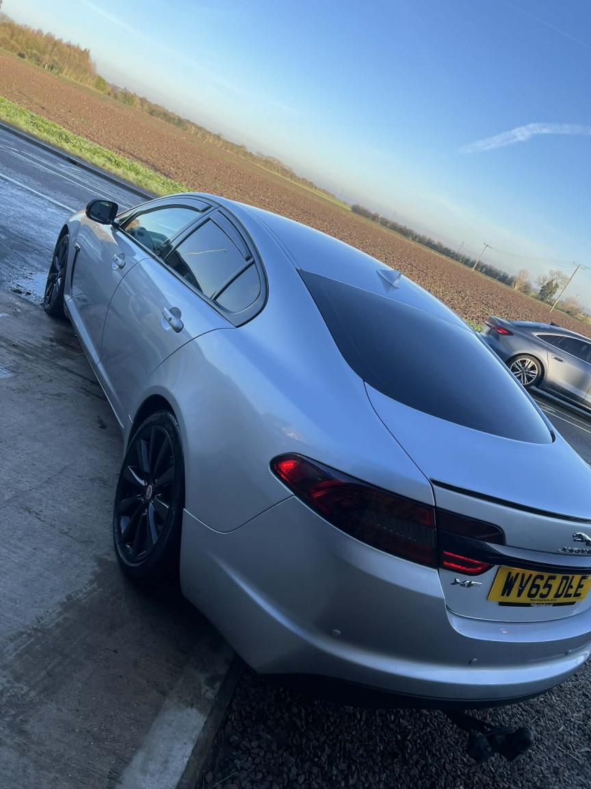 Used Jaguar XF 2015 for sale - 76649808: Photo 8