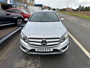 Used Mercedes-Benz GLA 2014 for sale - 76058099: Photo 2