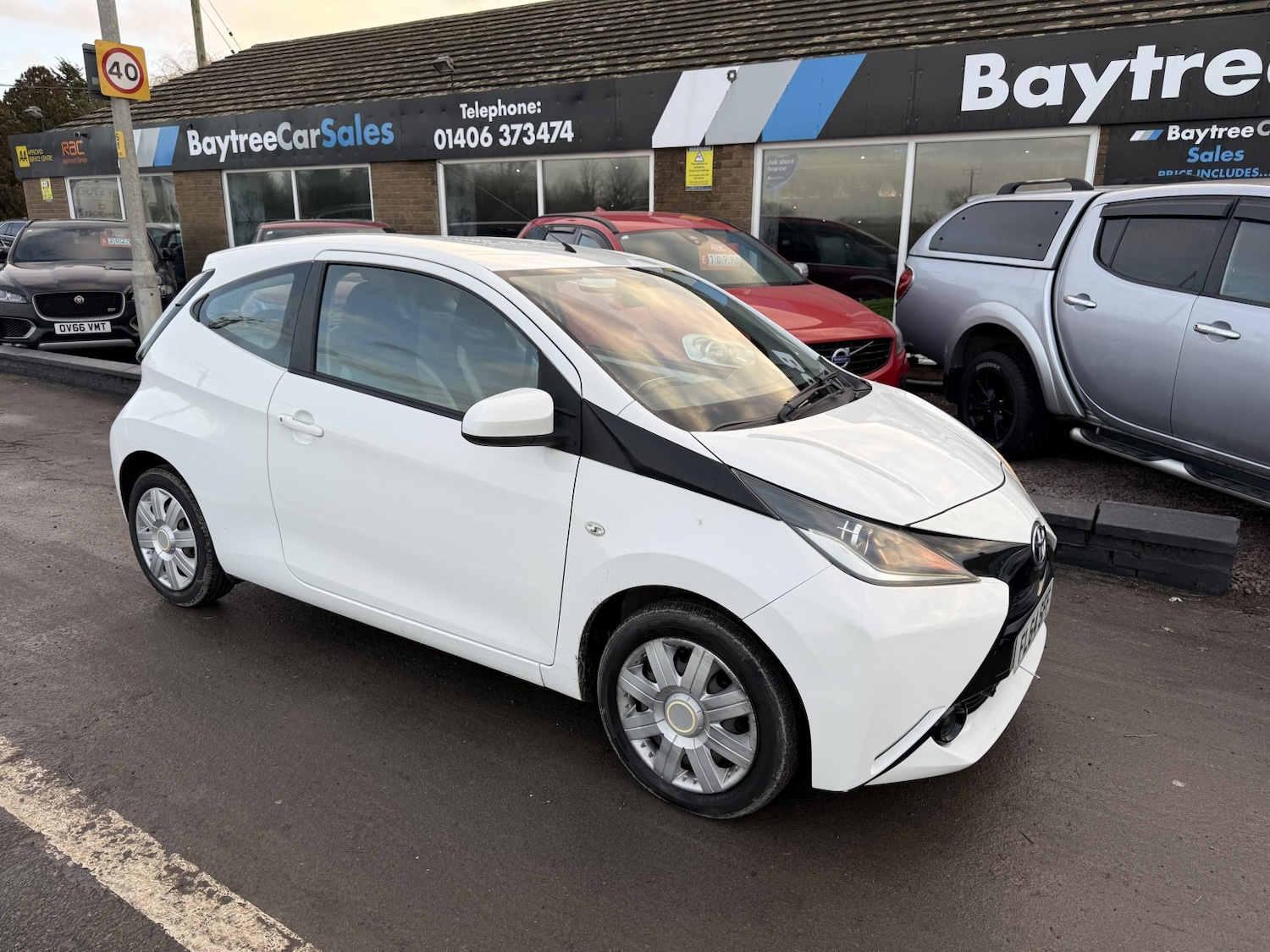 Used Toyota AYGO 2014 for sale - 77173088: Photo 2