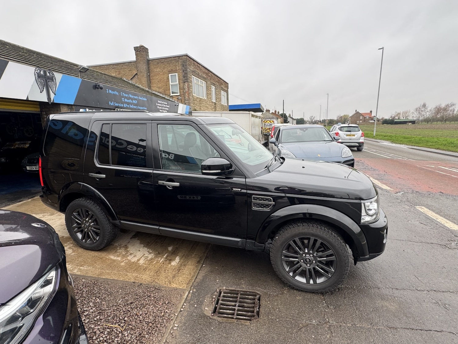 Used Land Rover Discovery 4 2016 for sale - 77687654: Photo 12