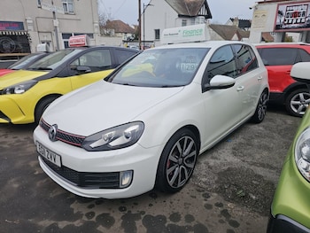 Used Volkswagen Golf 2011 for sale - 79043128: Photo
