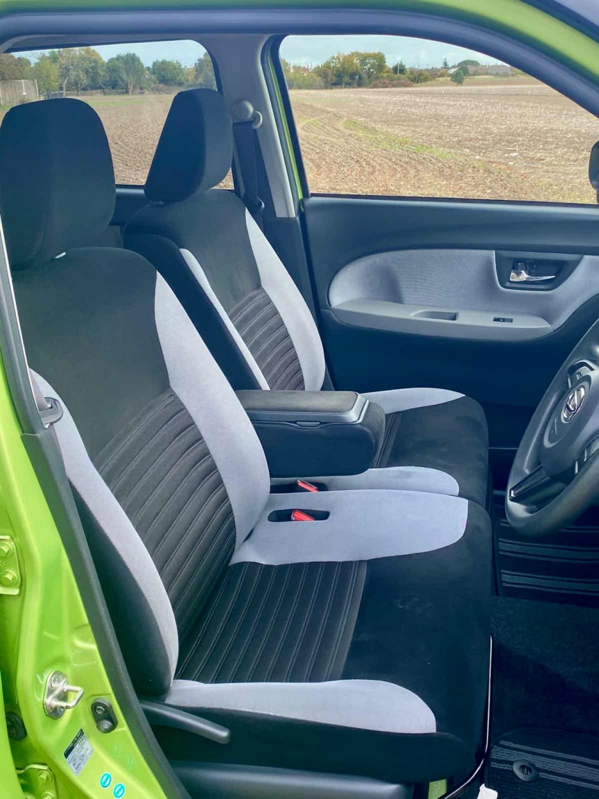 Used Daihatsu Cast for sale - 76313941: Photo 12