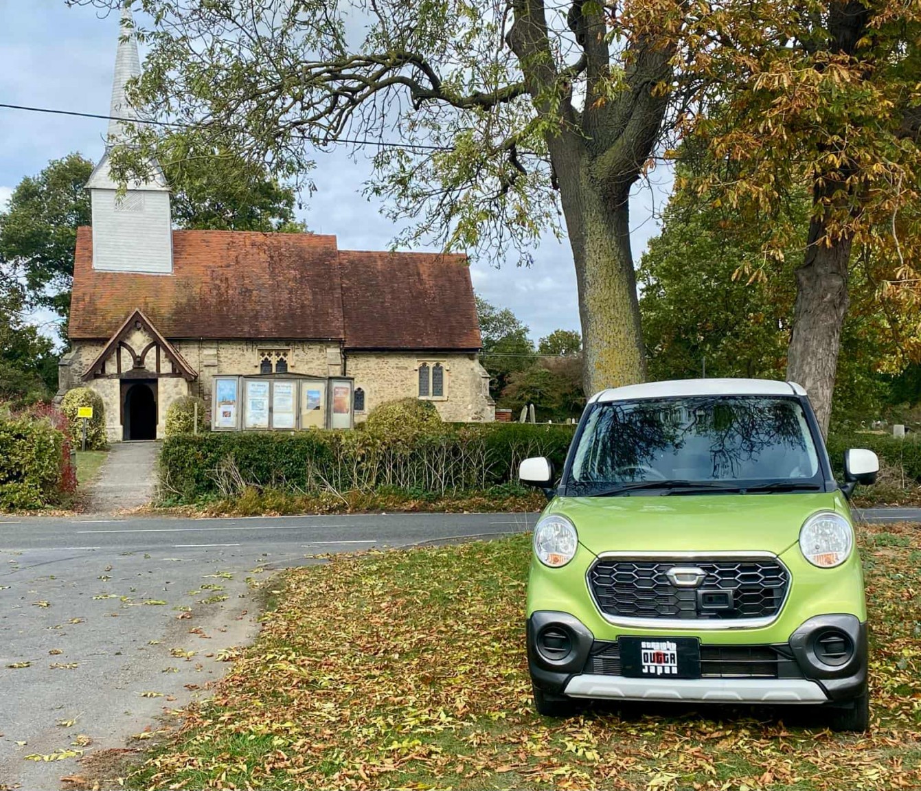 Used Daihatsu Cast for sale - 76313941: Photo 2